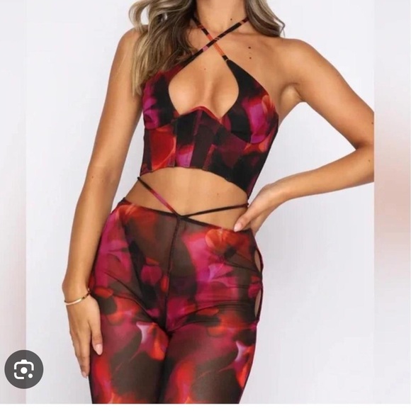 New with Tags NWT Pink Flames Sexy Halter Crop Top Bustier White Fox Boutique - Picture 4 of 4